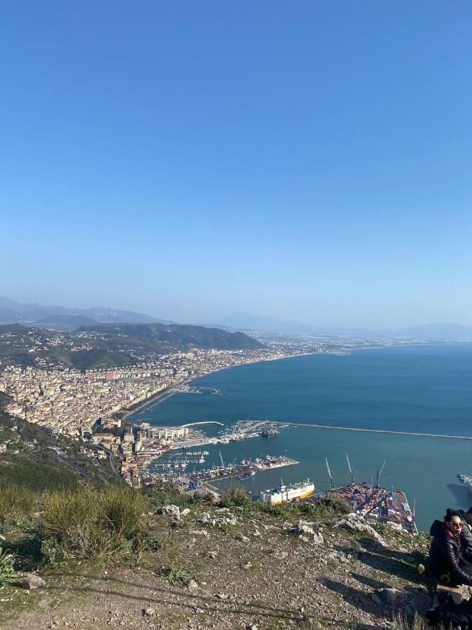 Salerno Centraal Apartment Εξωτερικό φωτογραφία