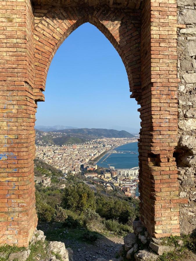 Salerno Centraal Apartment Εξωτερικό φωτογραφία