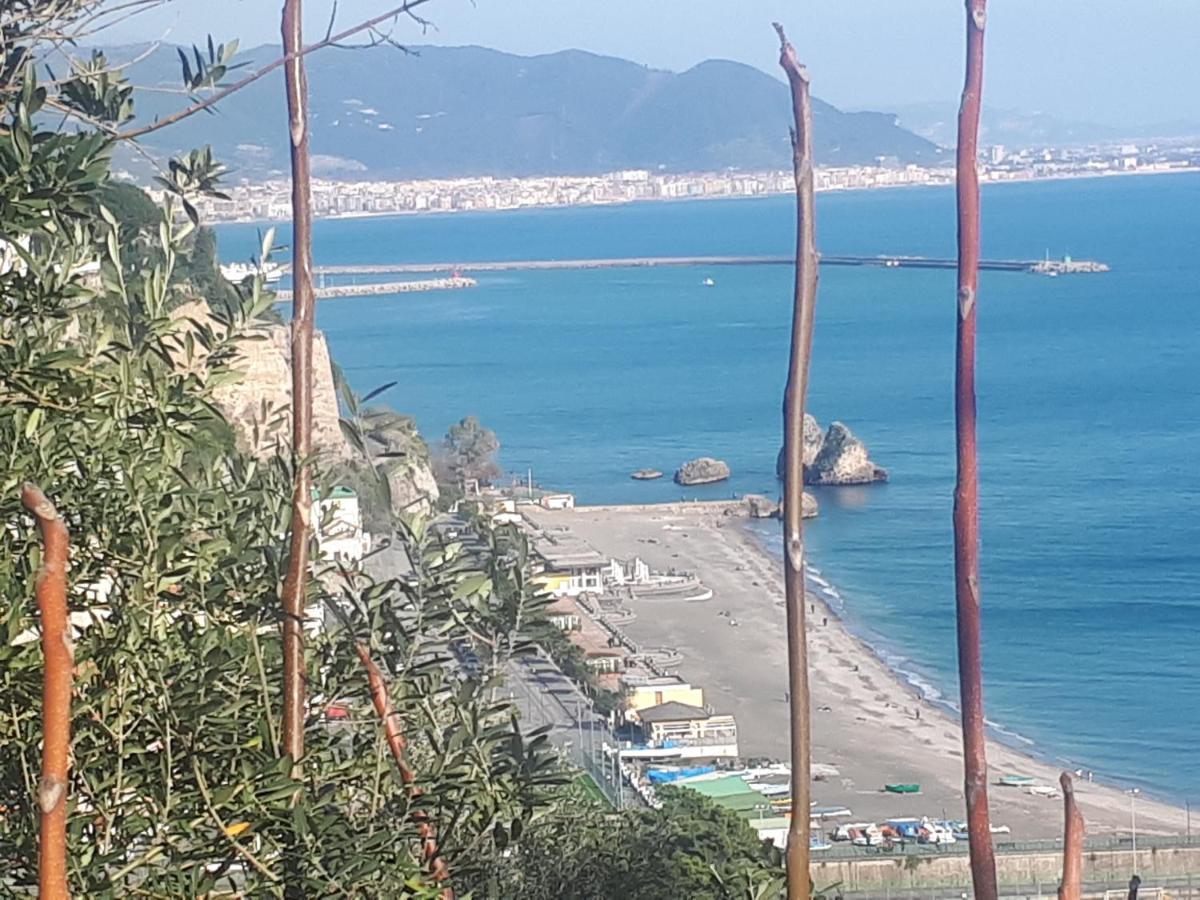 Salerno Centraal Apartment Εξωτερικό φωτογραφία