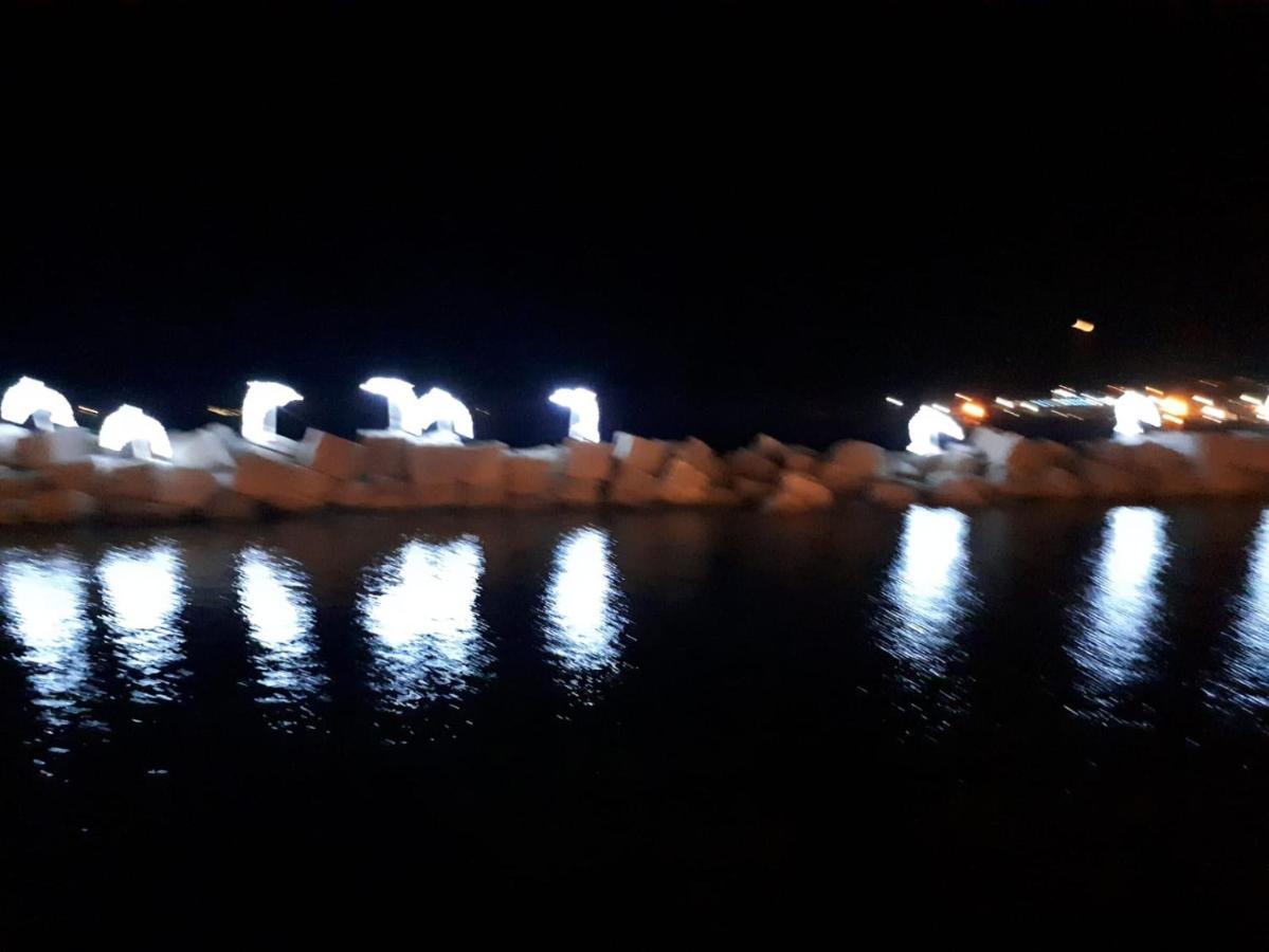 Salerno Centraal Apartment Εξωτερικό φωτογραφία