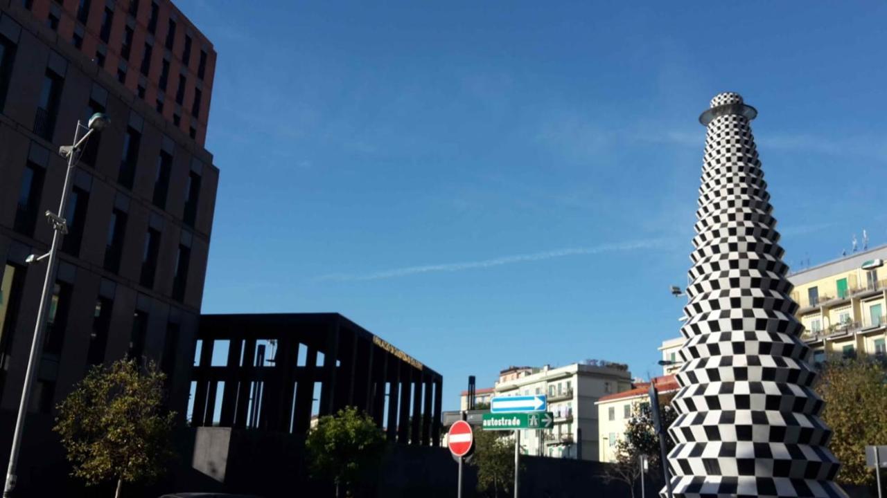 Salerno Centraal Apartment Εξωτερικό φωτογραφία