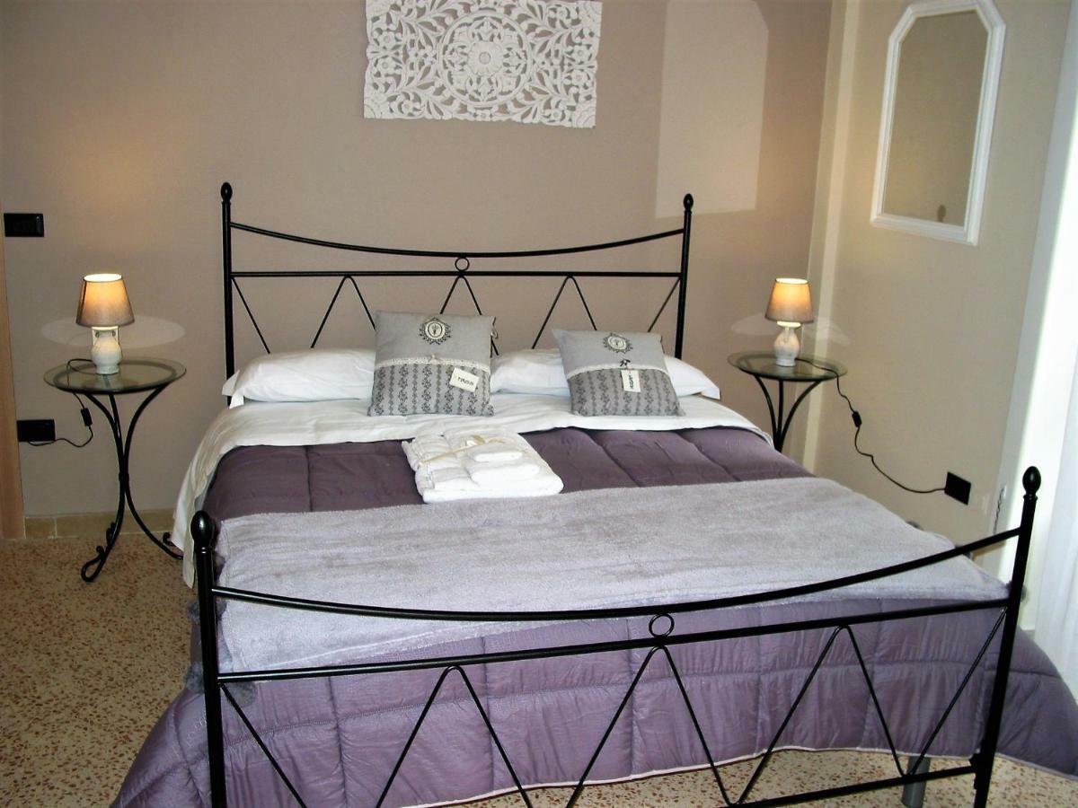 Salerno Centraal Apartment Εξωτερικό φωτογραφία